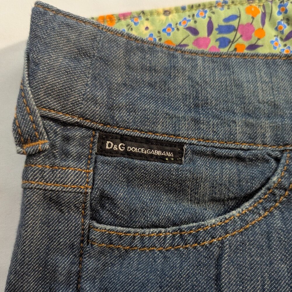 Dolce & Gabbana Denim Capris Size *26 (Size 2-4 according to AI) - Picture 11 of 16